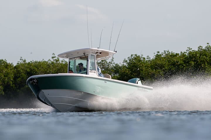 10 Inshore Fishing Boats for 2023 (Guide)